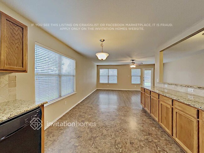 2807 Park Pl Dr Grand Prairie, TX 75052 photo 5
