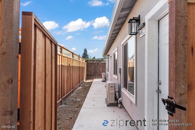881 Kenneth Avenue, Campbell, CA 95008 photo 4