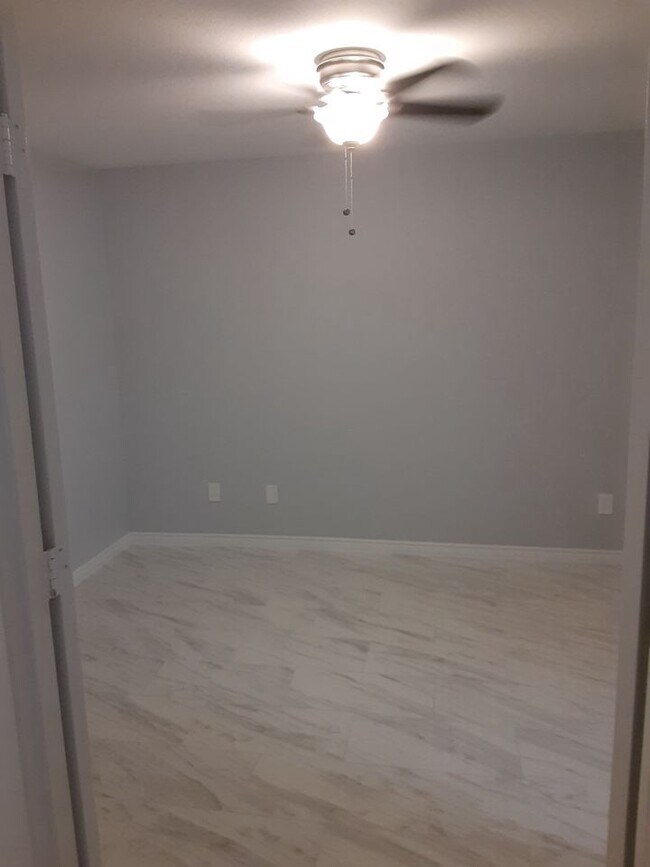 18333 Roehampton Dr Dallas, TX 75252 photo 5