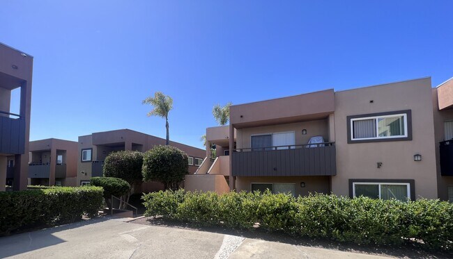 Villa Pacific Apartments photo 4