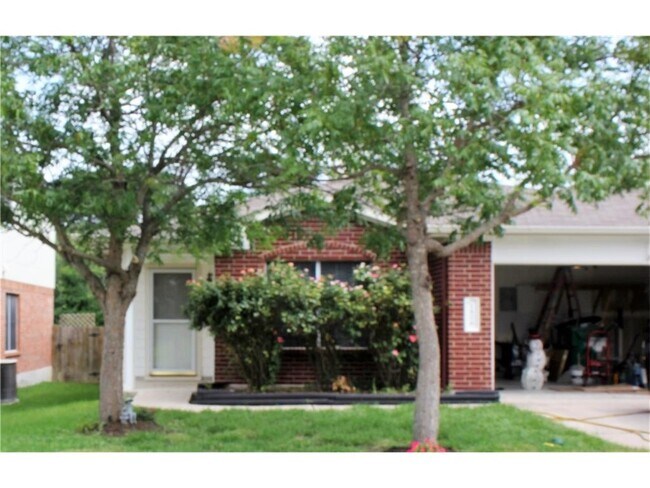 1806 Lloydminister Way Cedar Park, TX 78613 photo 2