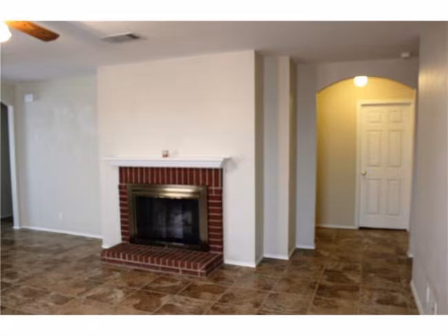 1806 Lloydminister Way Cedar Park, TX 78613 photo 4