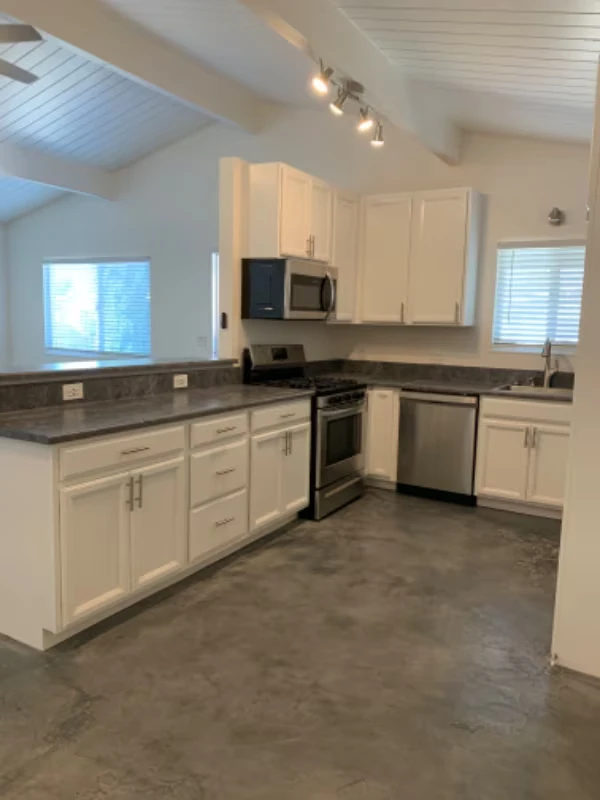 528 Adrienne Dr Petaluma, CA 94954 photo 2