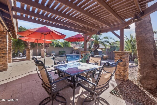 6001 E Monte Cristo Ave Scottsdale, AZ 85254 photo 2