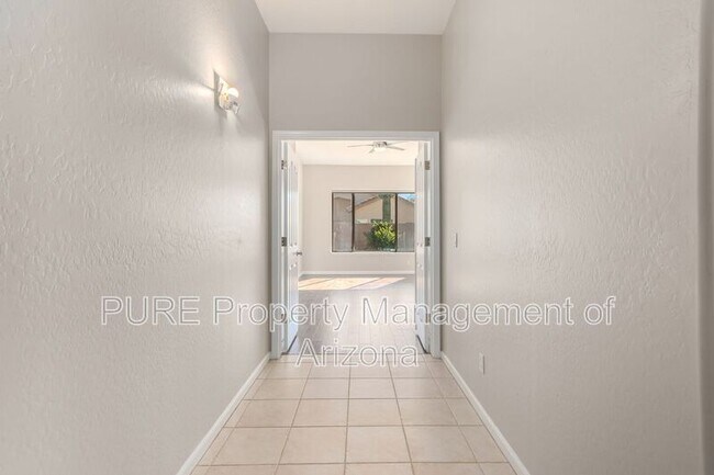 7537 E Whistling Wind Way Scottsdale, AZ 85255 photo 2