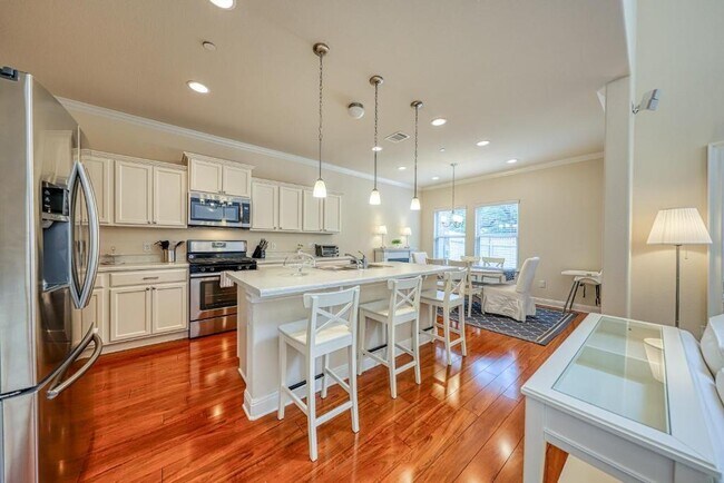 2304 S Lakeline Blvd Cedar Park, TX 78613 photo 2