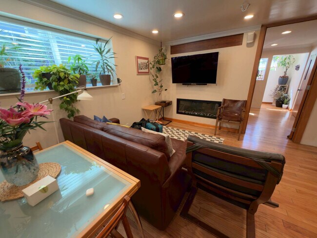 3148 College Avenue, Berkeley, CA 94705 photo 2