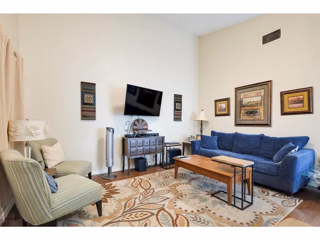 11919 Sunhillow Bnd photo 4
