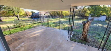 2305 Post Oak Ave Copperas Cove, TX 76522 photo 2