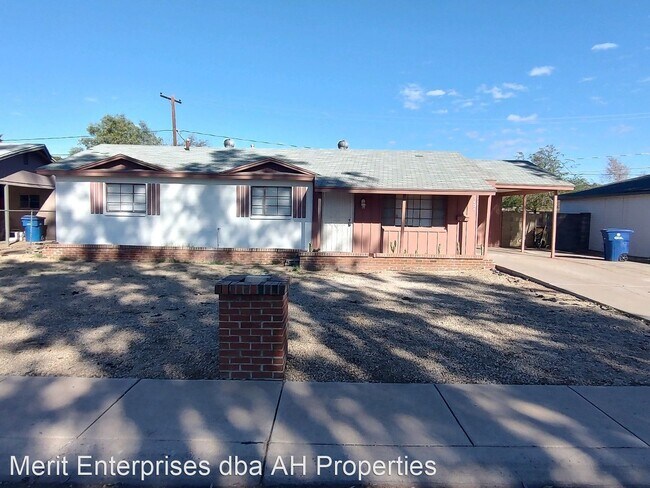 1404 E Don Carlos Ave Tempe, AZ 85281