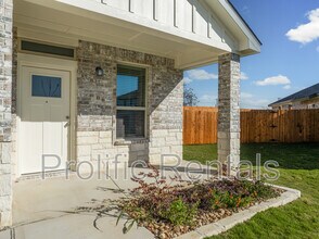 111 Logan Ct Copperas Cove, TX 76522 photo 4