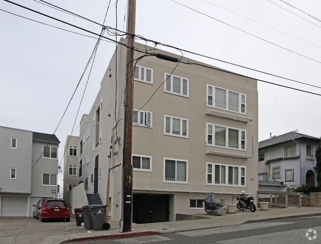 411 Wayne Avenue, Oakland, CA 94606 photo 2