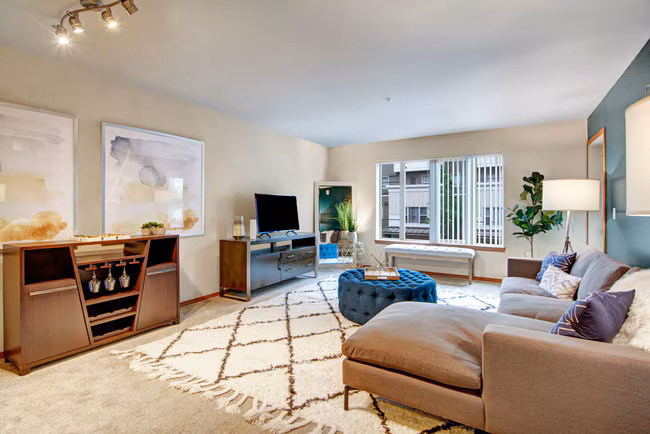 Echo Lake Apartment Homes photo 2