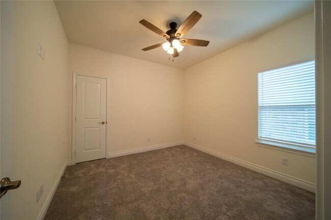 8507 Christie Lane, Greenville, TX 75402 photo 4