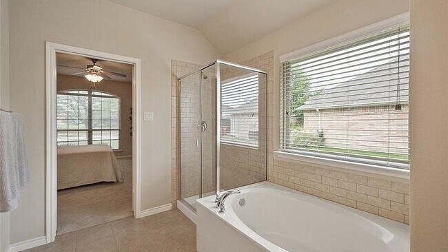 1216 Lost Valley Drive, Royse City, TX 75189 photo 4