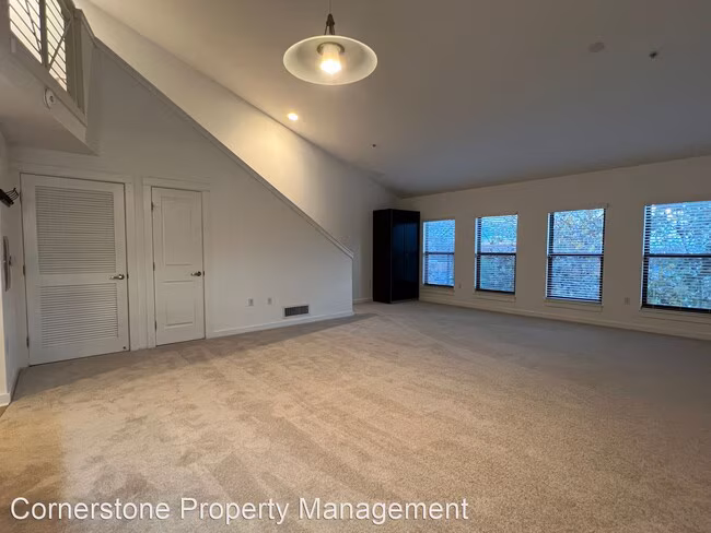 125 Patterson StreetUnit 121 photo 3