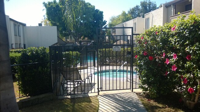 3550 Ruffin Rd San Diego, CA 92123 photo 3