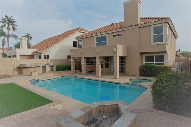 1204 E Silverwood Dr Phoenix, AZ 85048