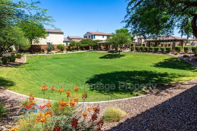 2833 E Ebony Dr Chandler, AZ 85286 photo 3