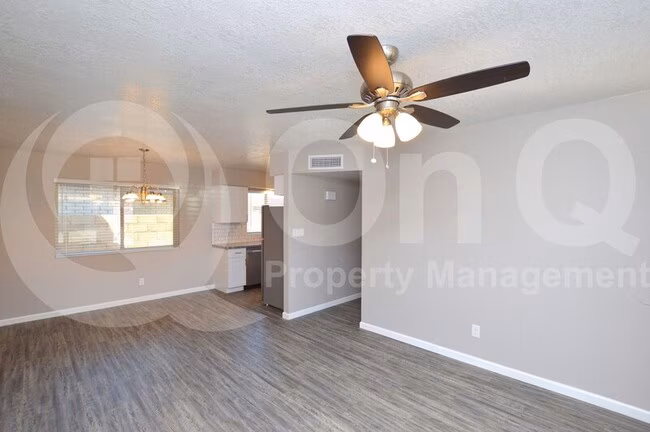 785 N Arrowhead Dr Chandler, AZ 85224 photo 5