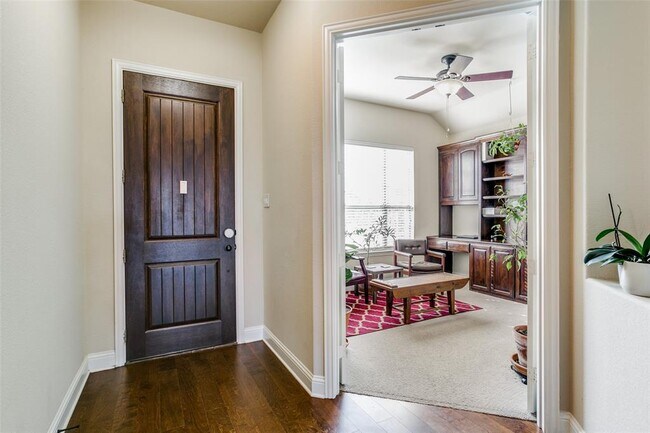 229 Dakota Drive, Waxahachie, TX 75167 photo 5