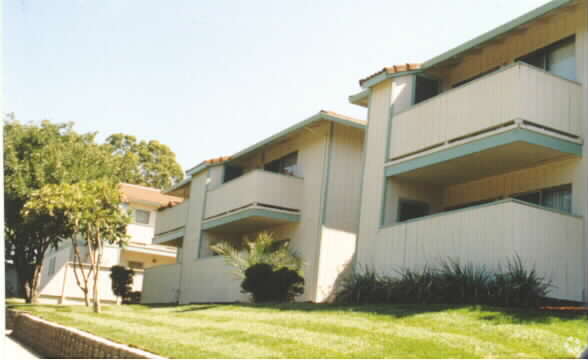2170-2180 Fremont Street, Concord, CA 94520 photo 2