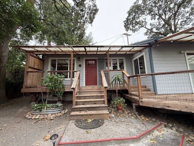 8121 El Rancho Dr Cotati, CA 94931 photo 2