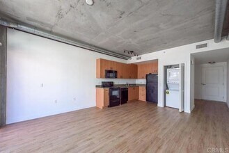 1080 Park Blvd San Diego, CA 92101 photo 2