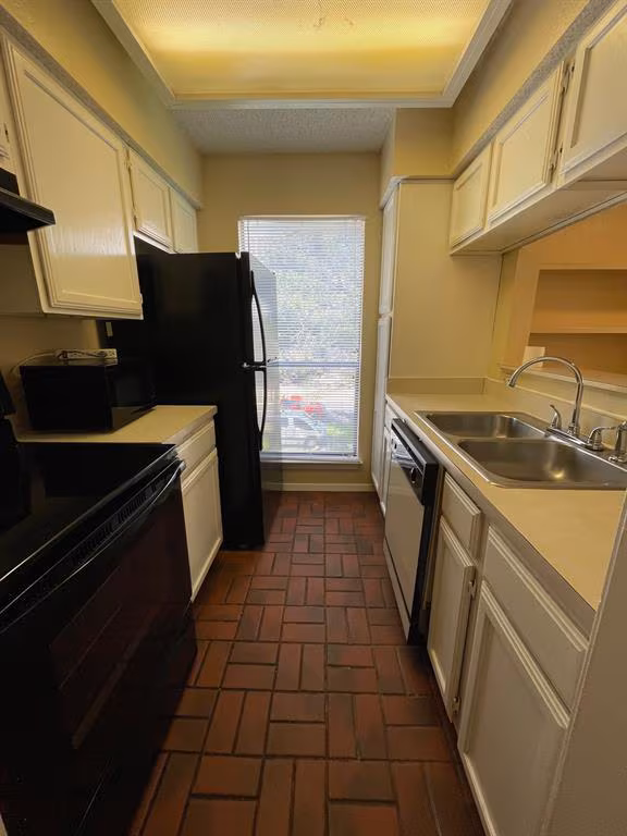2110 Rio Grande St Austin, TX 78705 photo 5
