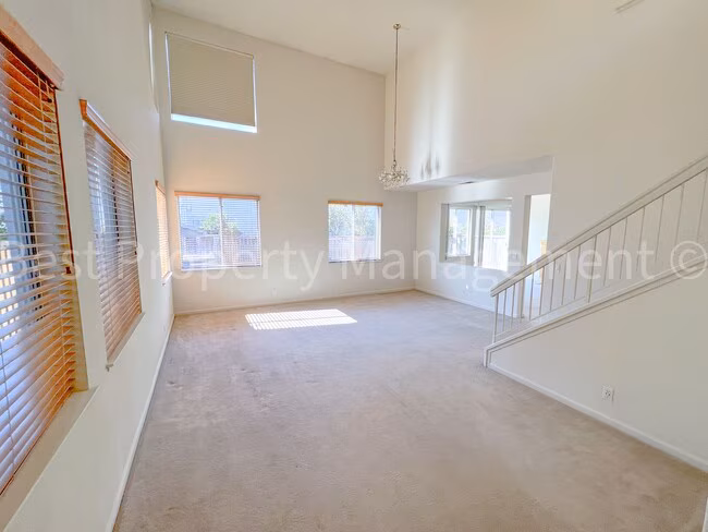 4 Bedroom, 3 Bathroom Home in Heron Bay, San Leandro photo 4