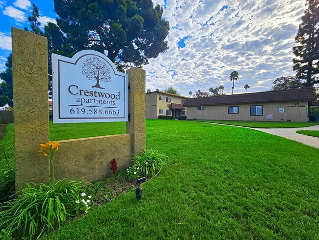Crestwood Apartments photo 4