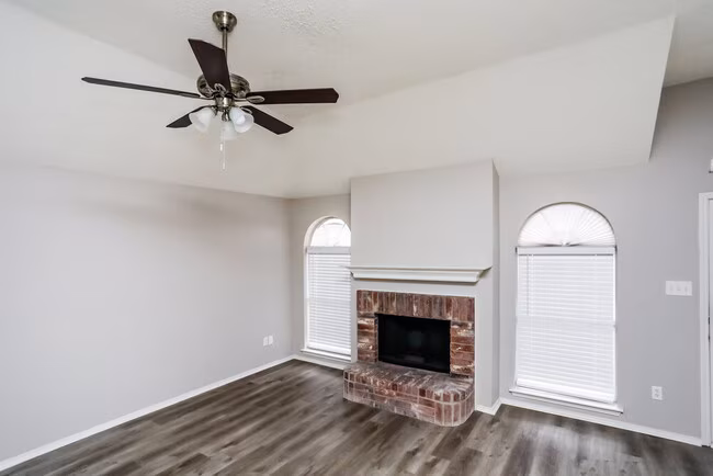 2508 Helen Lane, Mesquite, TX 75181 photo 4