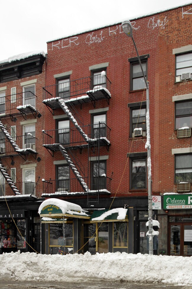 115 Avenue A photo 4