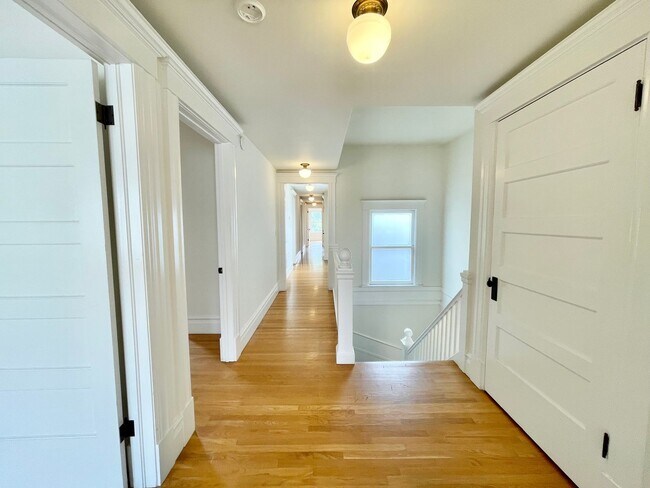 329 Webster Street, San Francisco, CA 94117 photo 4