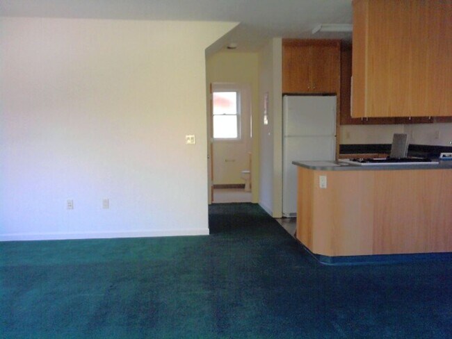 2185 Dwight Way Berkeley, CA 94704 photo 2
