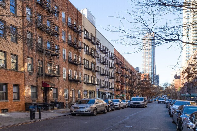 522 E 88th St New York, NY 10128 photo 4