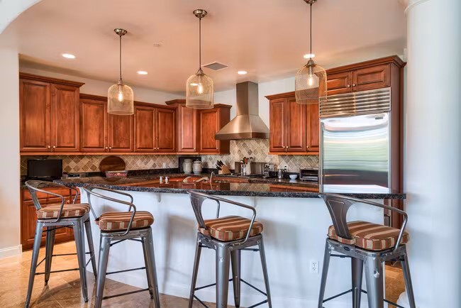 8 Biltmore Estates Dr Phoenix, AZ 85016 photo 2