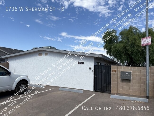 1736 W Sherman St Phoenix, AZ 85007 photo 2