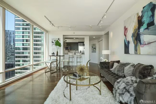 Condos on 1st Street · San Francisco photo 2