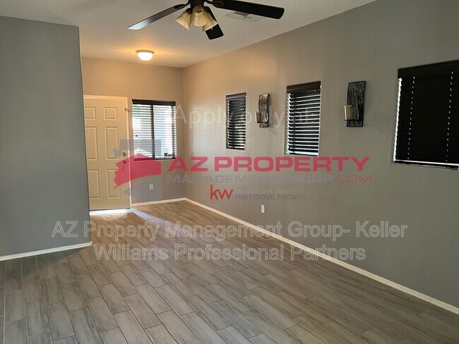10225 W CAMELBACK Road photo 4