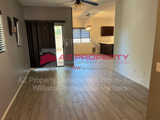 10225 W CAMELBACK Road photo 3