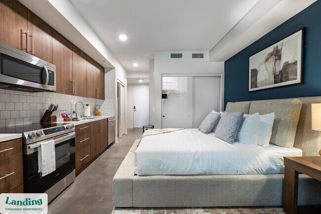 372 Fourth Ave San Diego, CA 92101 photo 3