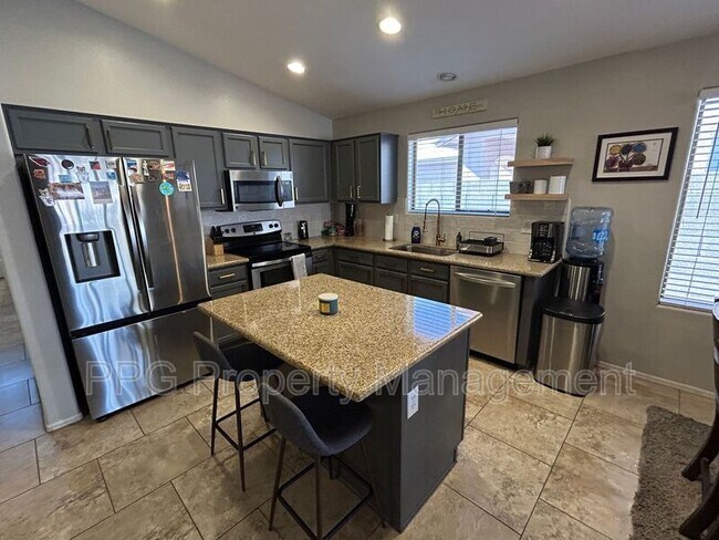 11319 N 153rd Dr Surprise, AZ 85379 photo 2
