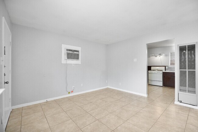 5605 1/2 Jim Hogg Ave Austin, TX 78756 photo 5