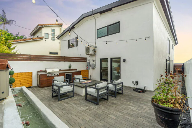 3470 Carlsbad Blvd Carlsbad, CA 92008 photo 4