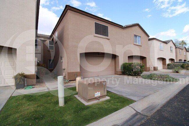 4202 N 21st St Phoenix, AZ 85016 photo 2