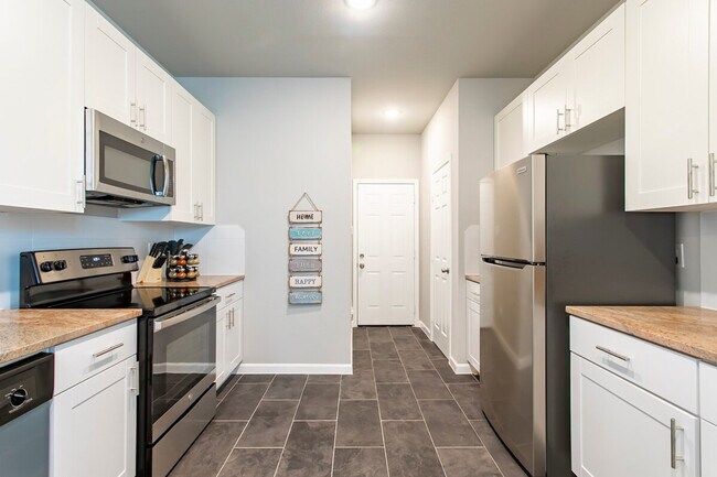 200 E Rogers St Arlington, TX 76011 photo 4