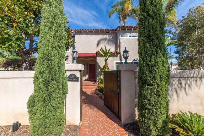 625 4th St Coronado, CA 92118 photo 2