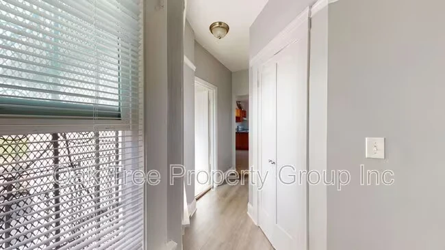 4152 Brookdale Ave Oakland, CA 94619 photo 4
