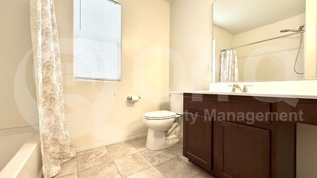 2964 S Washington St Chandler, AZ 85286 photo 2